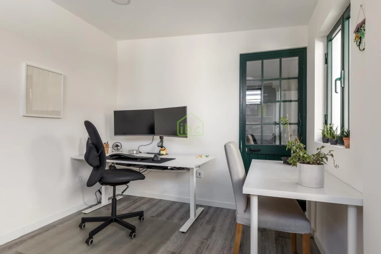 Moradia T4 para Venda em Arvore Foto 19