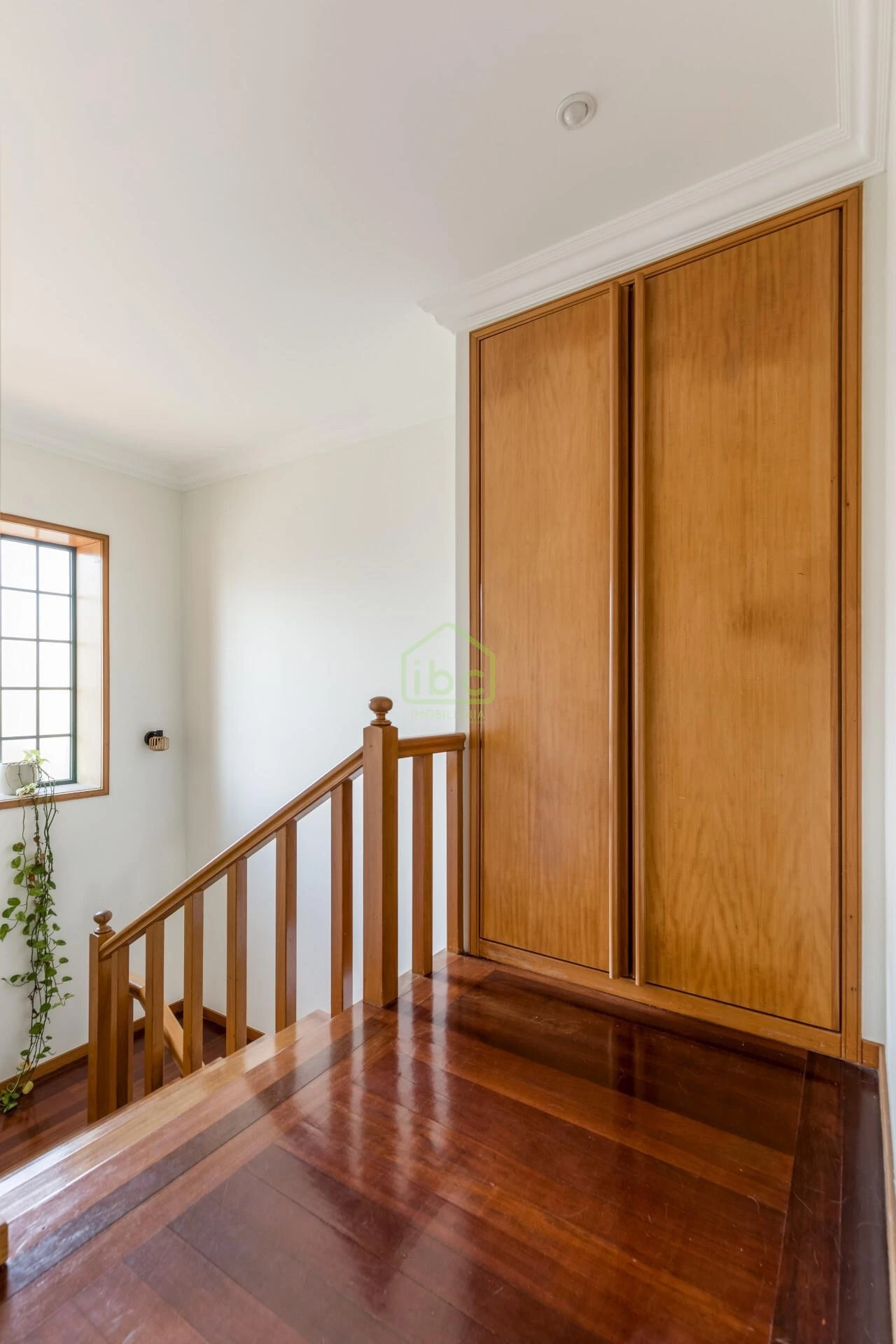 Moradia T4 para Venda em Arvore Foto 16