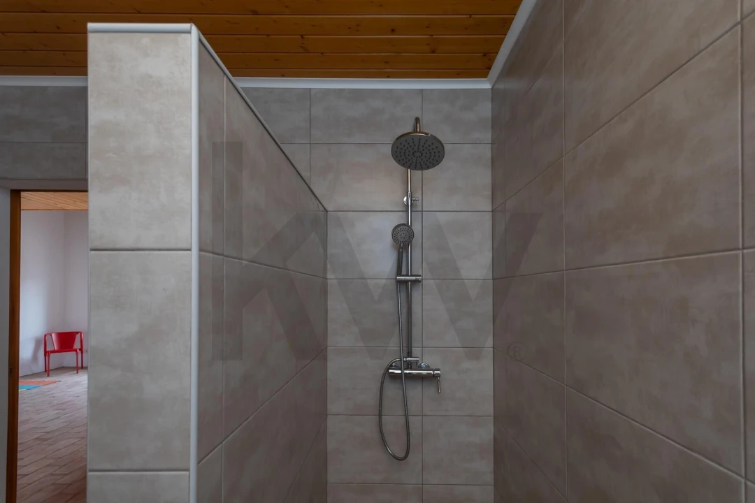 Moradia T1 para Venda em São Teotónio Foto 19