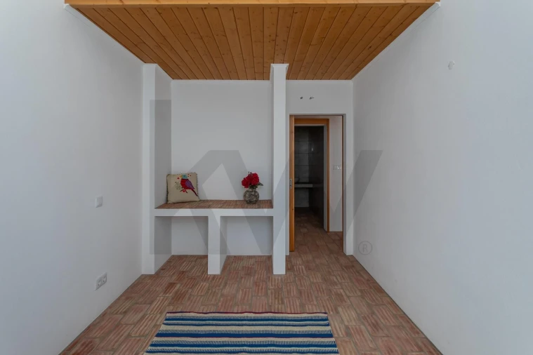 Moradia T1 para Venda em São Teotónio Foto 15