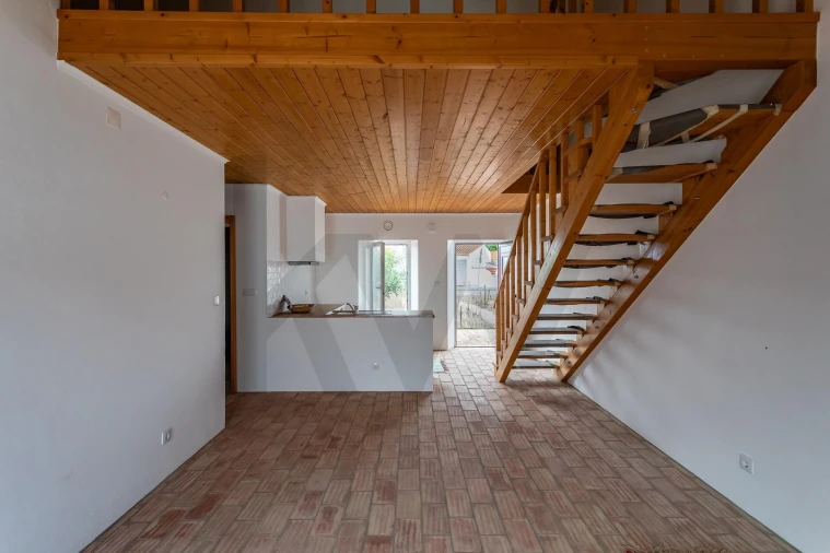 Moradia T1 para Venda em São Teotónio Foto 9