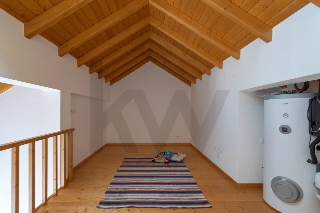 Moradia T1 para Venda em São Teotónio Foto 24