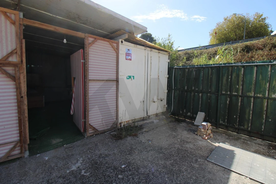 Armazém para Arrendamento em São Domingos de Rana Foto 13