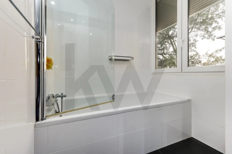 Apartamento T3 para Venda em Carnide Foto 9