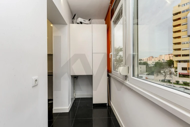 Apartamento T3 para Venda em Carnide Foto 21