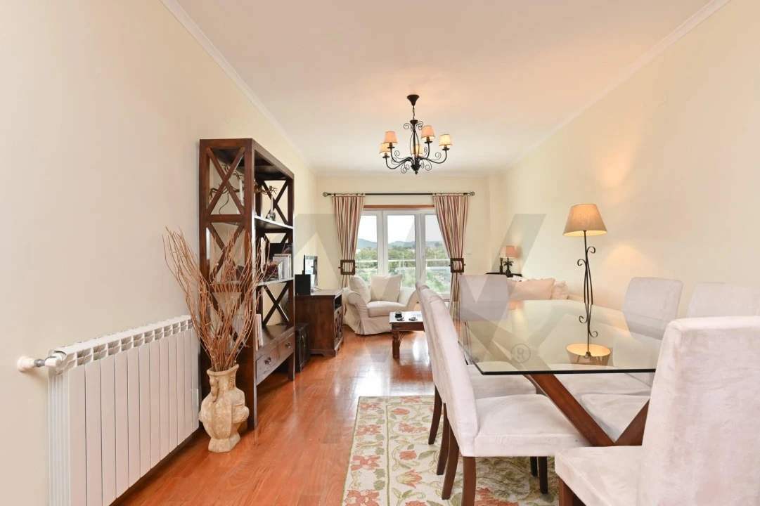 Apartamento T1 para Arrendamento em Alcabideche Foto 4