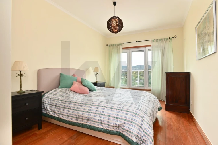 Apartamento T1 para Arrendamento em Alcabideche Foto 12