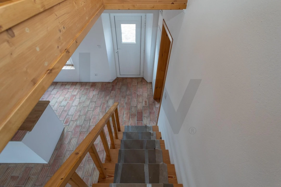 Moradia T1 para Venda em São Teotónio Foto 28