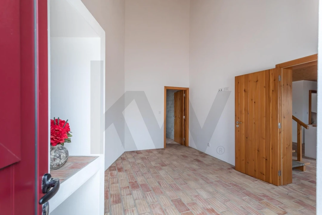 Moradia T1 para Venda em São Teotónio Foto 32