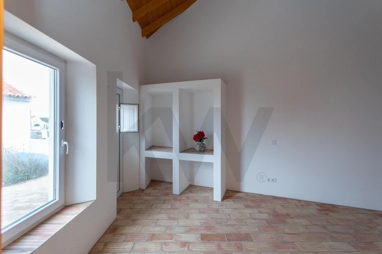 Moradia T1 para Venda em São Teotónio Foto 29