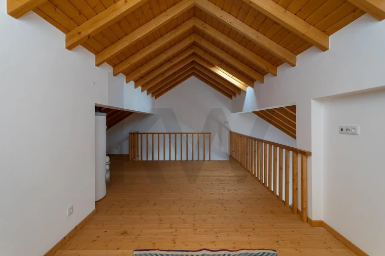 Moradia T1 para Venda em São Teotónio Foto 23