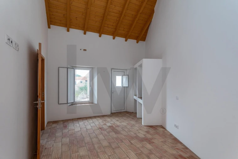 Moradia T1 para Venda em São Teotónio Foto 31