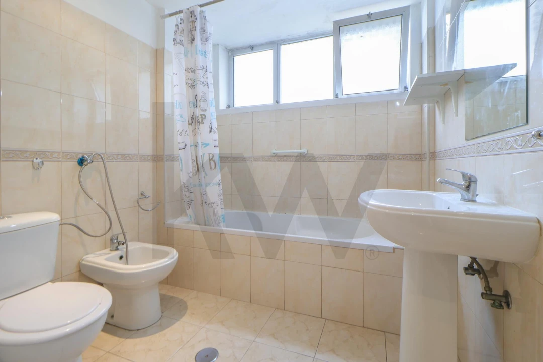 Apartamento T3 para Venda em São João Baptista Foto 30