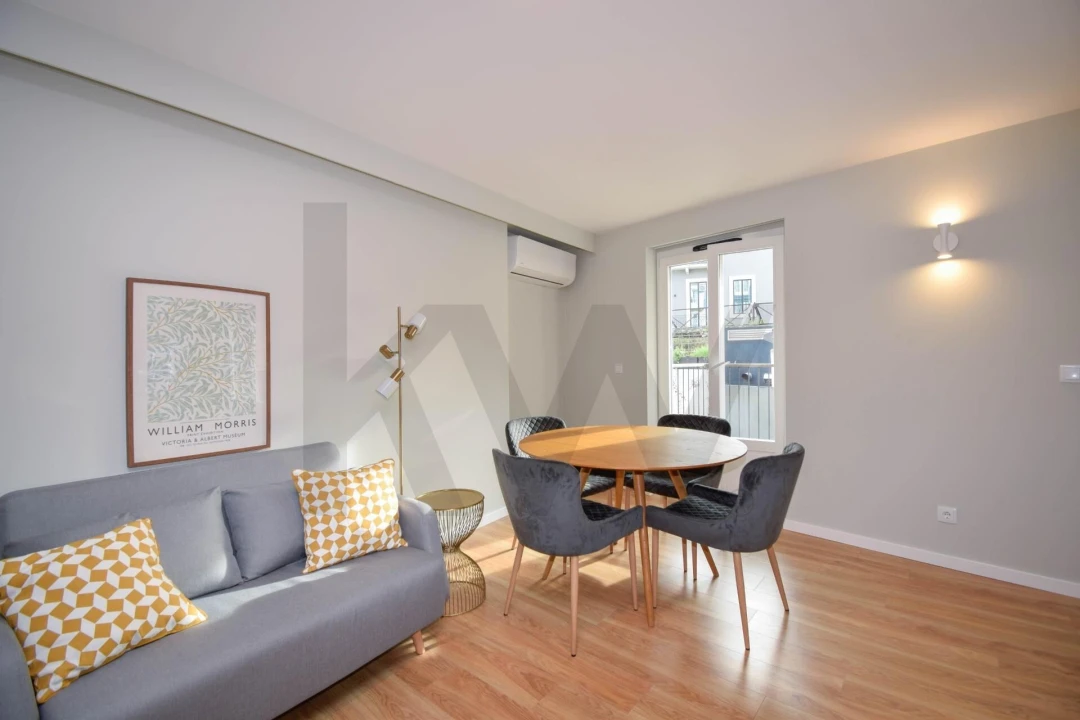 Apartamento T1 para Venda em Santo António Foto 2