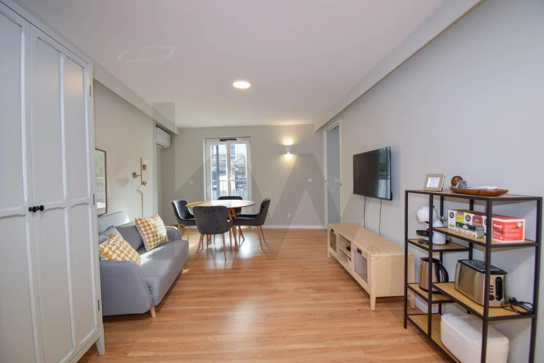 Apartamento T1 para Venda em Santo António Foto 3
