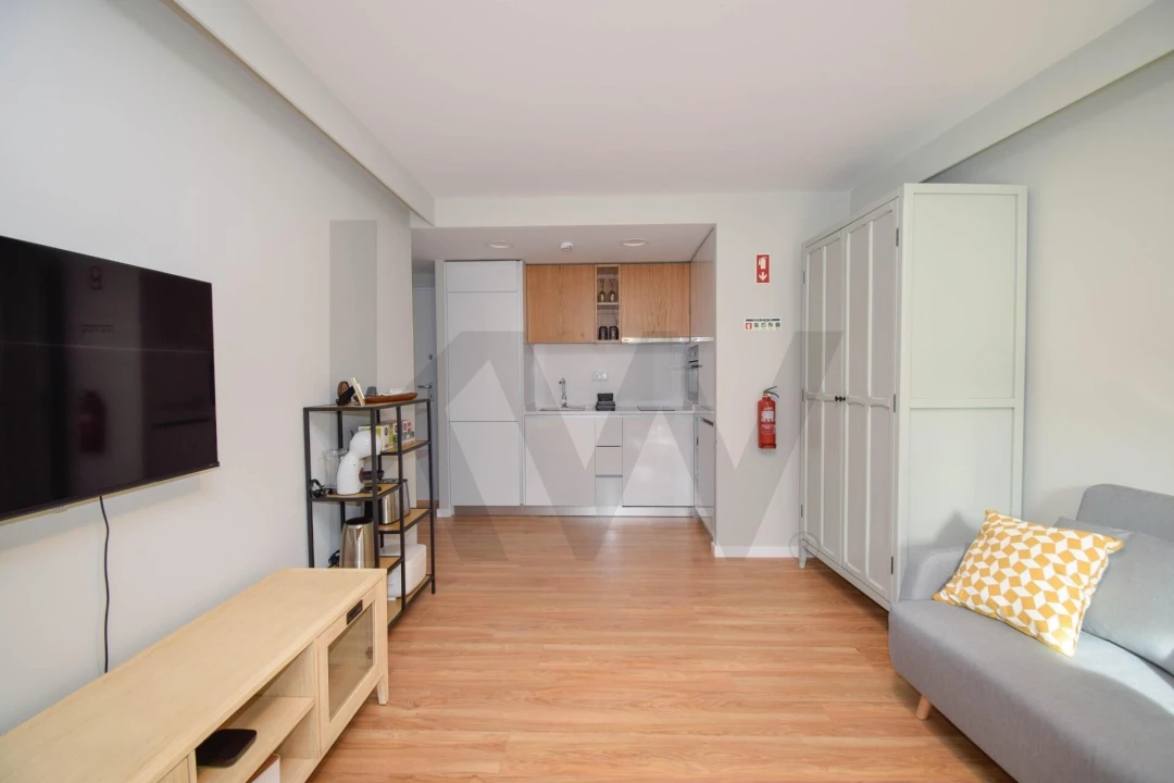 Apartamento T1 para Venda em Santo António Foto 9