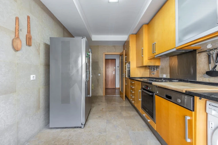 Apartamento T3 para Venda em Benfica Foto 12