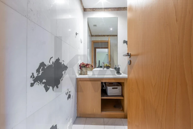 Apartamento T3 para Venda em Benfica Foto 16