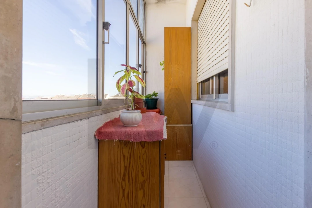 Apartamento T1 para Venda em Amora Foto 11