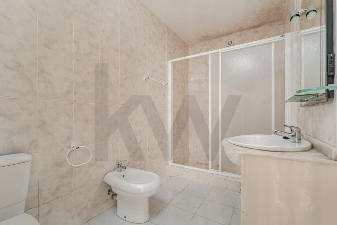 Moradia T5 para Venda em Gaula Foto 34