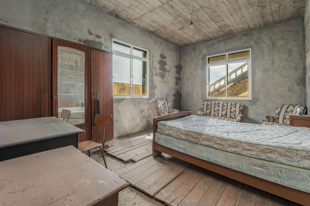 Moradia T5 para Venda em Gaula Foto 24