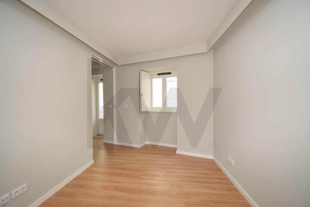 Apartamento T1 para Venda em Santo António Foto 7