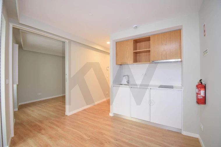 Apartamento T1 para Venda em Santo António Foto 15