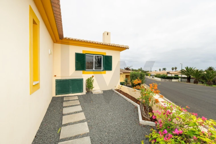 Moradia T2 para Venda em Porto Santo Foto 6