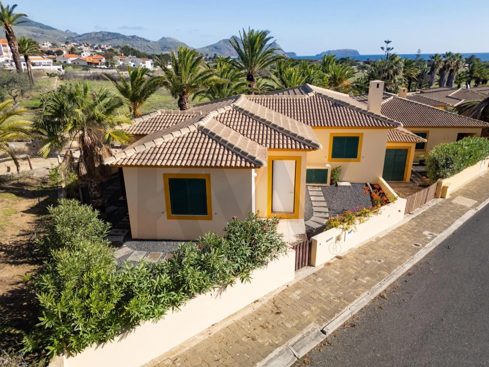 Moradia T2 para Venda em Porto Santo Foto 1