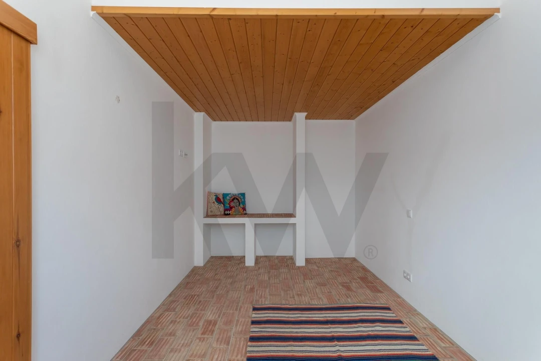 Moradia T1 para Venda em São Teotónio Foto 18