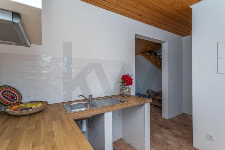 Moradia T1 para Venda em São Teotónio Foto 5