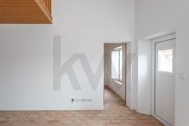 Moradia T1 para Venda em São Teotónio Foto 16