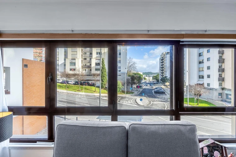 Apartamento T3 para Venda em Algés, Linda-A-Velha e Cruz Quebrada-Dafundo Foto 5