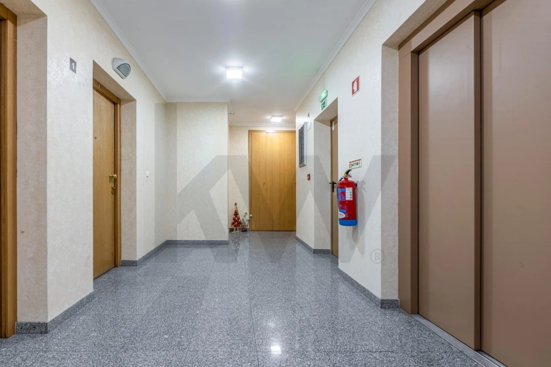 Apartamento T3 para Venda em Algés, Linda-A-Velha e Cruz Quebrada-Dafundo Foto 21