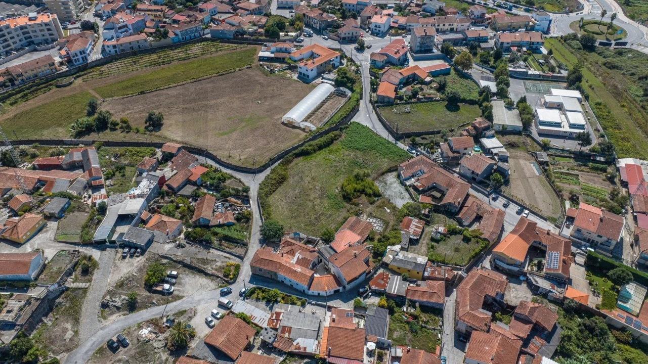 Terreno para Venda em Gondomar (São Cosme), Valbom e Jovim Foto 3