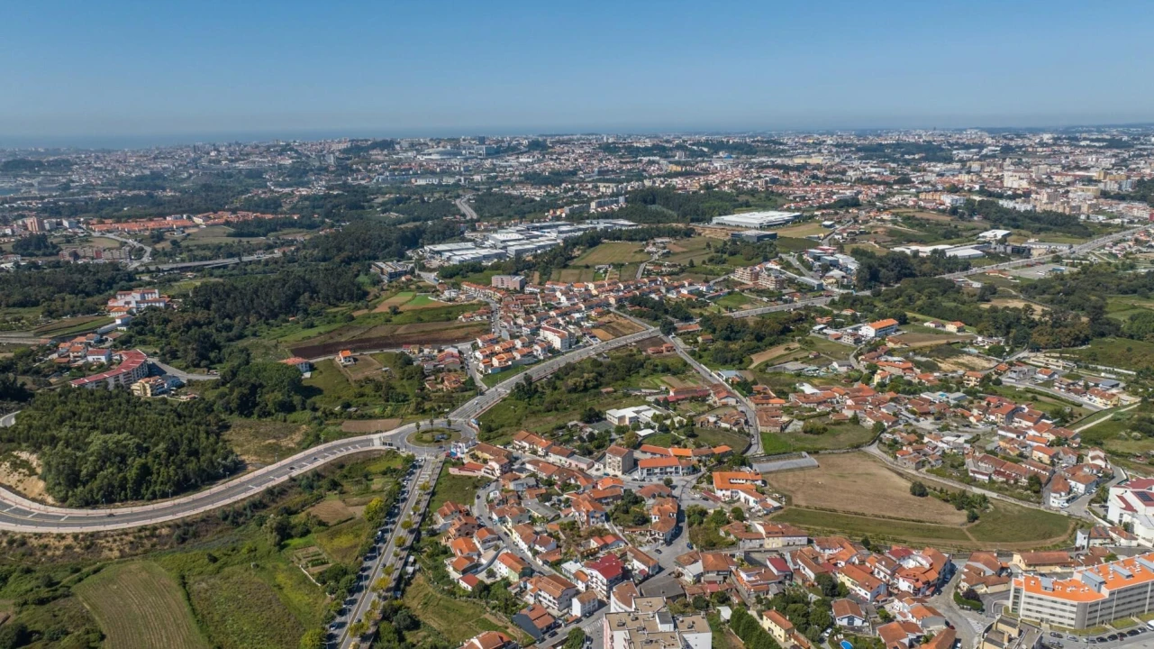 Terreno para Venda em Gondomar (São Cosme), Valbom e Jovim Foto 7