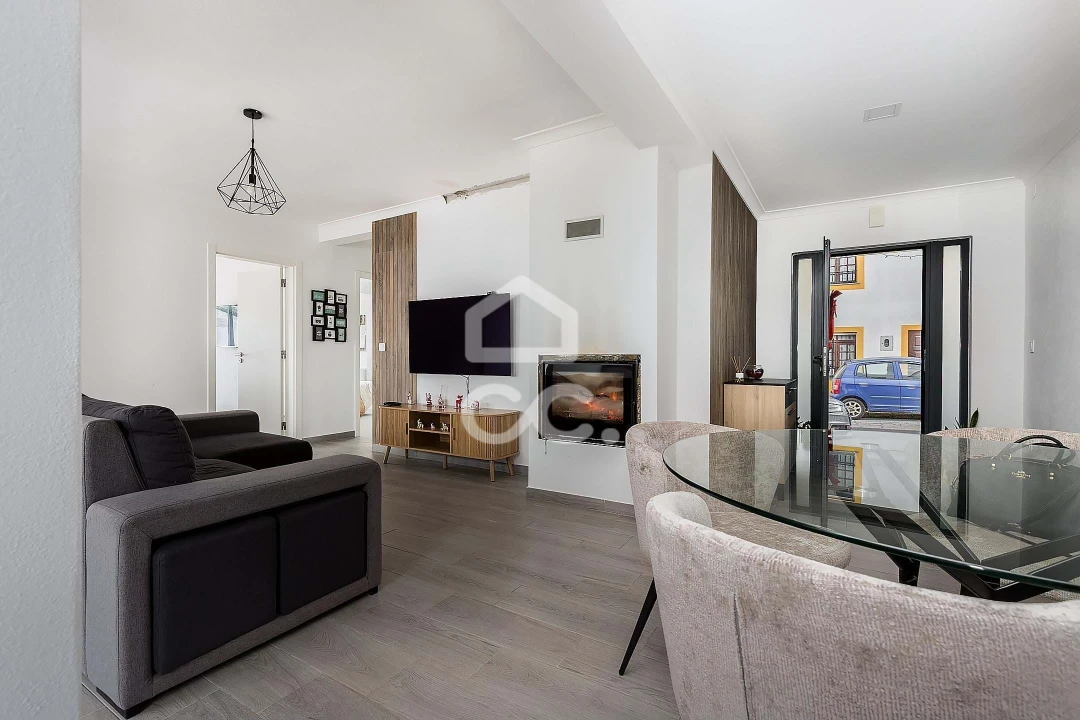 Moradia T3 para Venda em Malagueira e Horta das Figueiras Foto 1