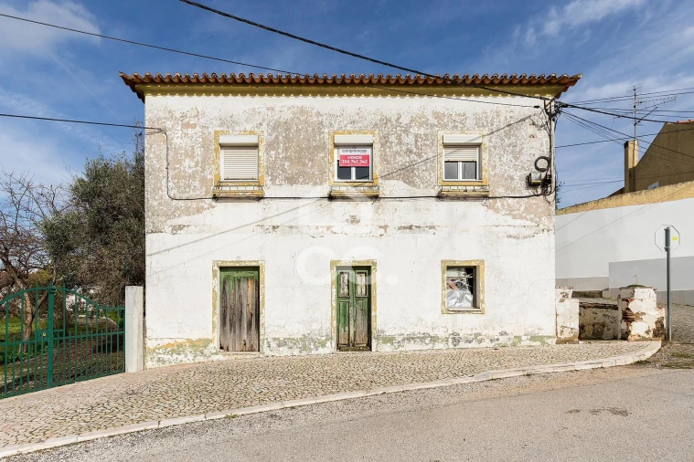 Moradia T5 para Venda em Pardais