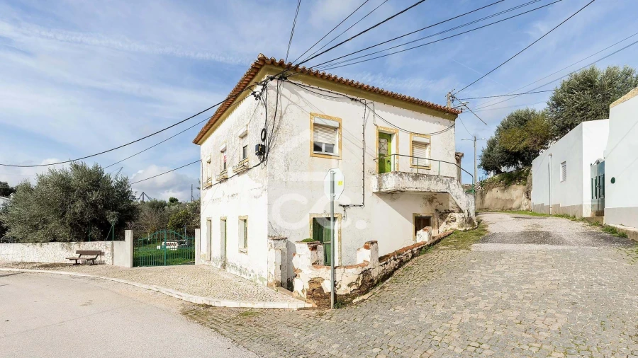 Moradia T5 para Venda em Pardais