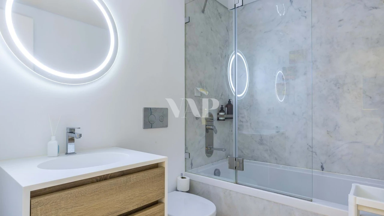 Moradia T5 para Arrendamento em Quarteira Foto 29