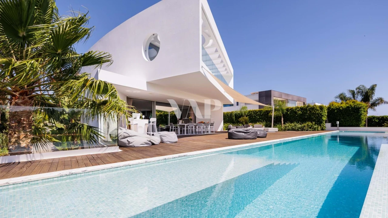 Moradia T5 para Arrendamento em Quarteira Foto 46