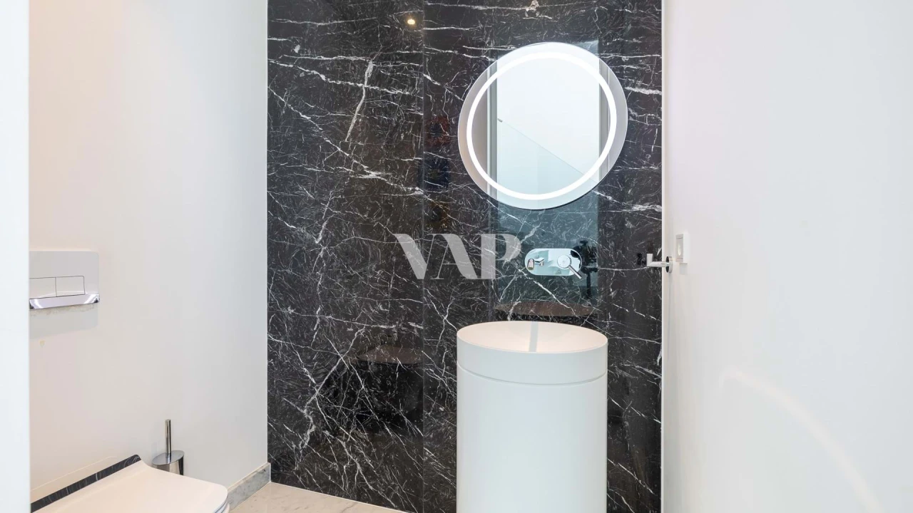 Moradia T5 para Arrendamento em Quarteira Foto 15