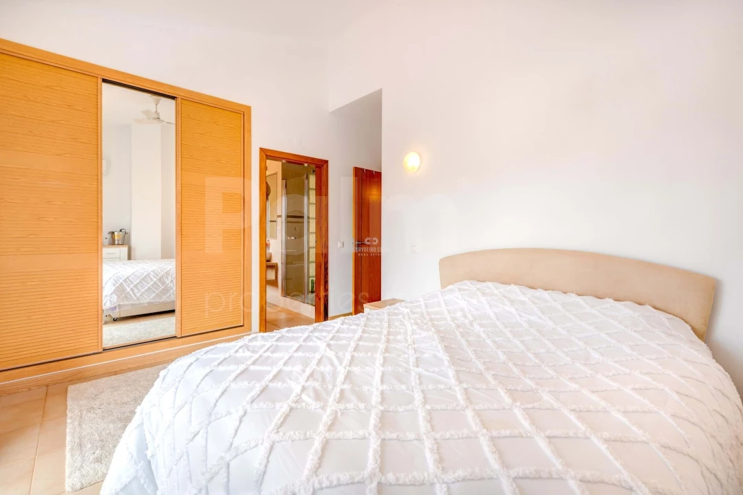 Moradia T3 para Venda em Ferragudo Foto 25