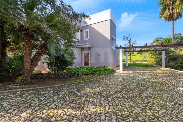 Moradia T3 para Venda em Ferragudo Foto 4