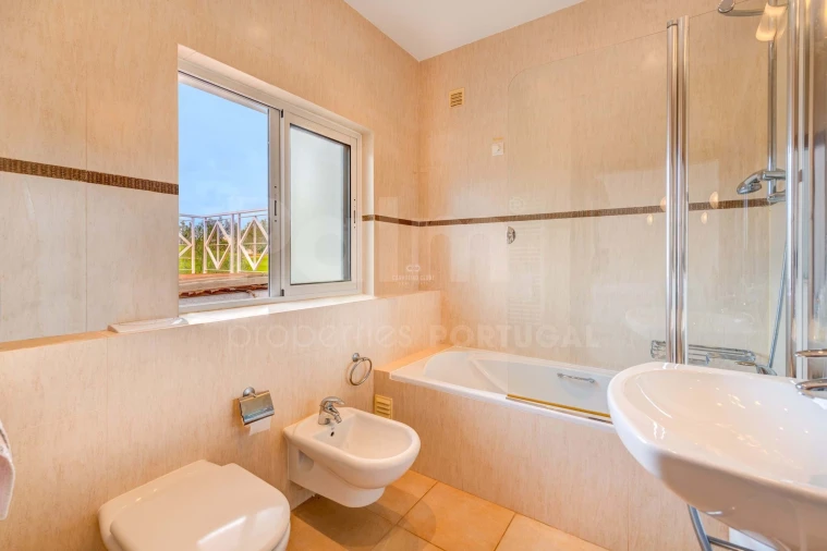 Moradia T3 para Venda em Ferragudo Foto 26