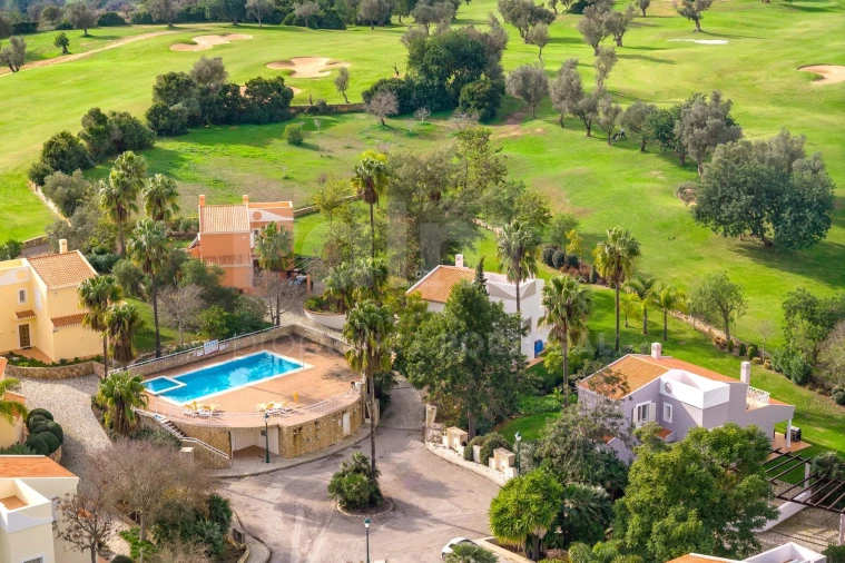 Moradia T3 para Venda em Ferragudo Foto 44