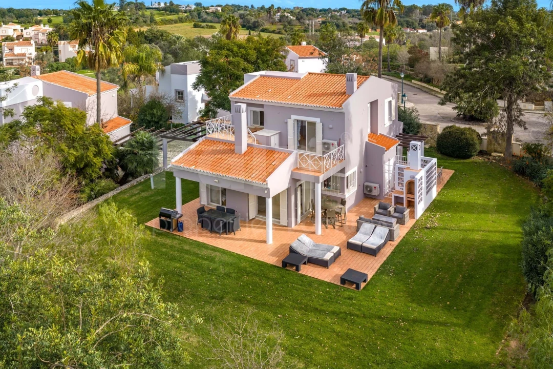 Moradia T3 para Venda em Ferragudo Foto 41