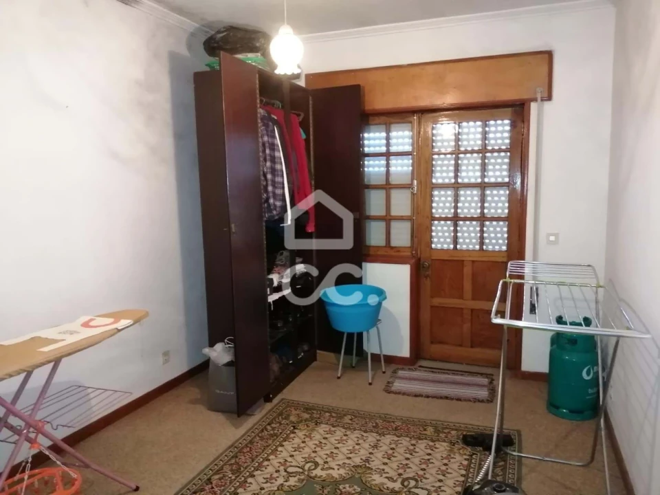 Apartamento T1 para Venda em Macedo de Cavaleiros Foto 3