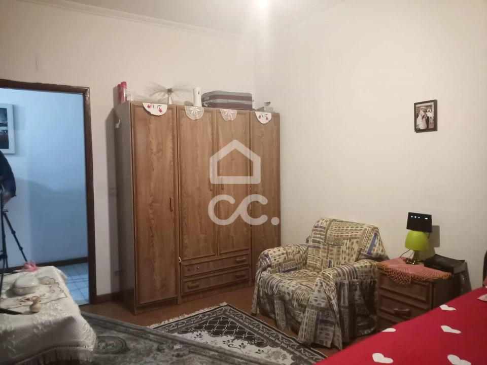 Apartamento T1 para Venda em Macedo de Cavaleiros Foto 4