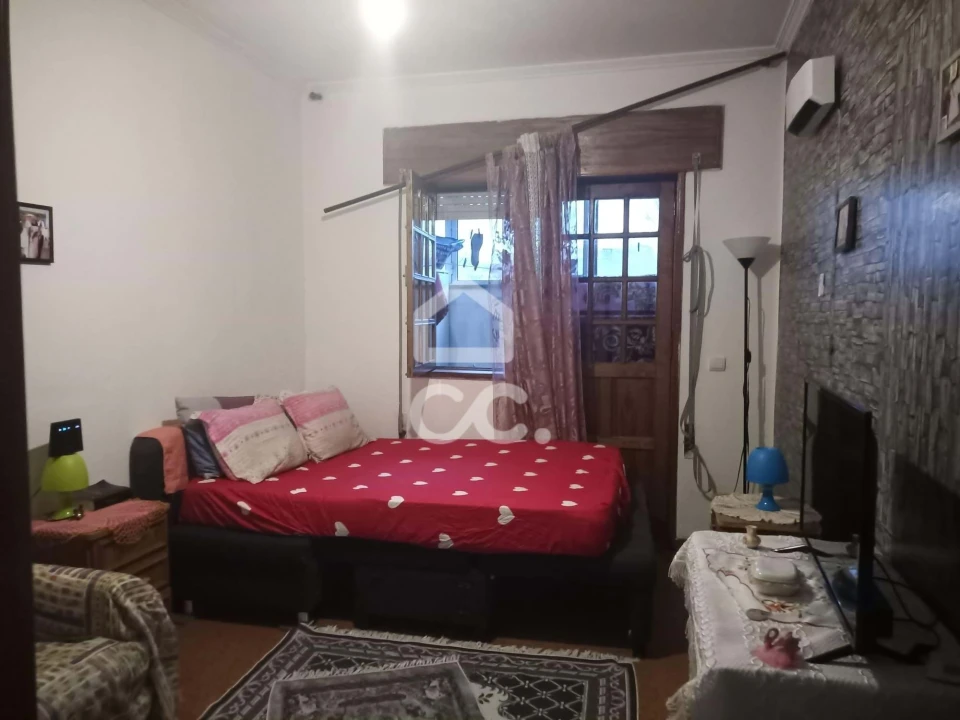 Apartamento T1 para Venda em Macedo de Cavaleiros Foto 2